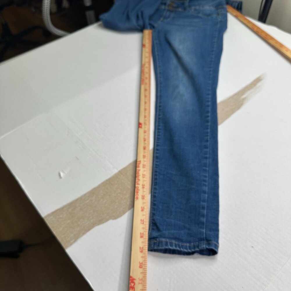 YMI Wanna Betta Butt Mid-Rise Skinny Jeans Size 9 Stretchy Denim Blue - Picture 13 of 14